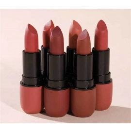 Velvet Matte Lipstick Long Lasting Moisturizing Waterproof Light Charm Sexy Red Pink Lipstick Batom Matte Makeup Cosmetic